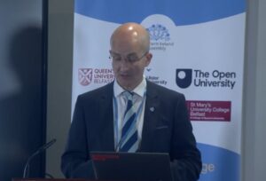 Image of Prof Noel Purdy presenting at seminar